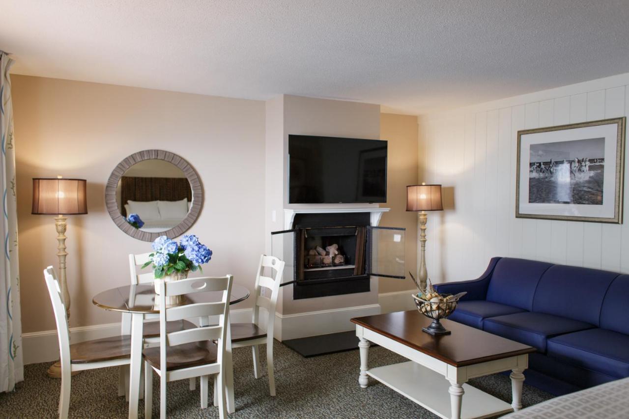 Sea Crest Beach Resort Falmouth Esterno foto