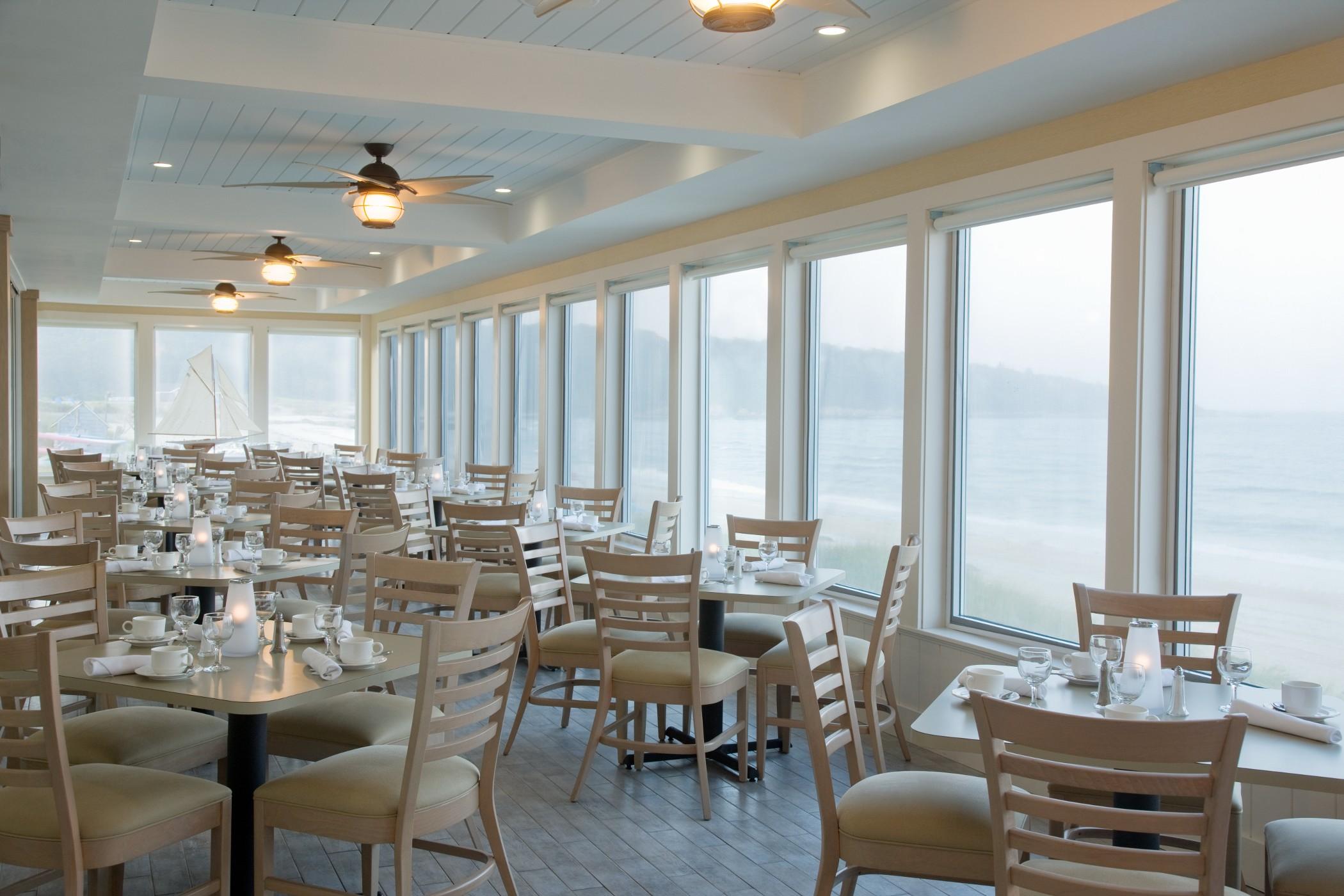 Sea Crest Beach Resort Falmouth Esterno foto
