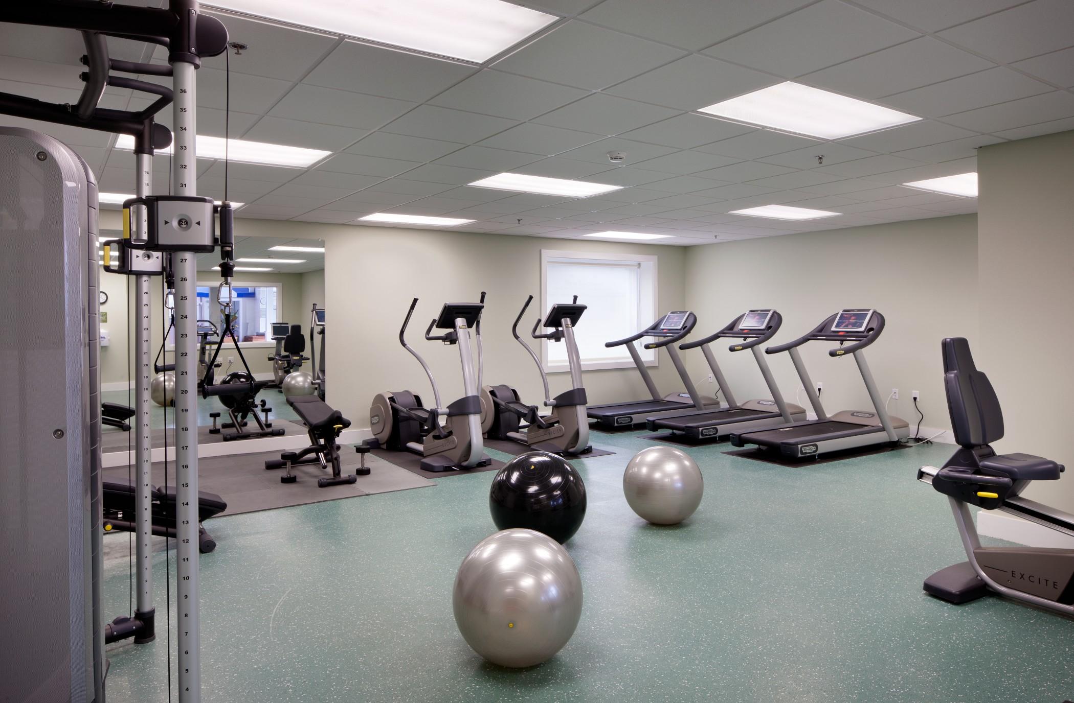 Sea Crest Beach Resort Falmouth Esterno foto