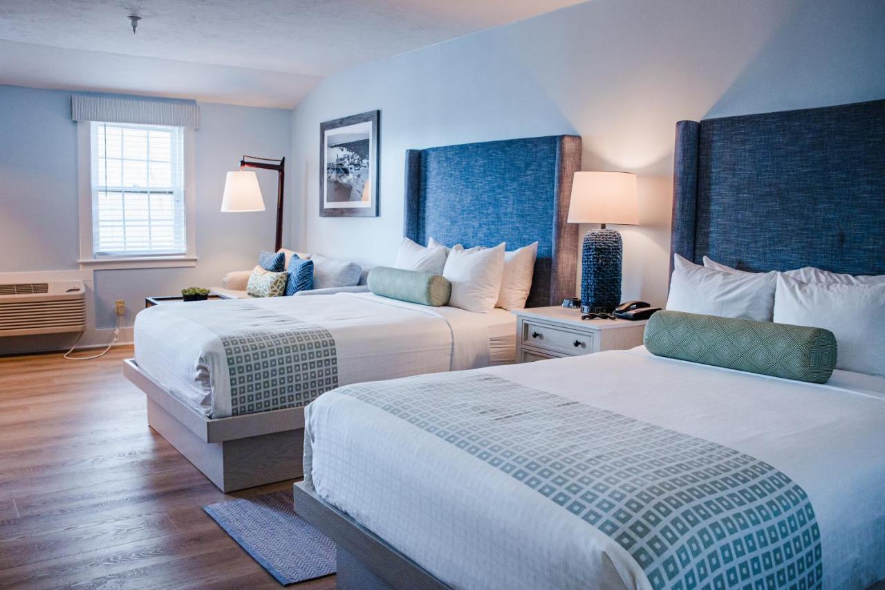Sea Crest Beach Resort Falmouth Esterno foto