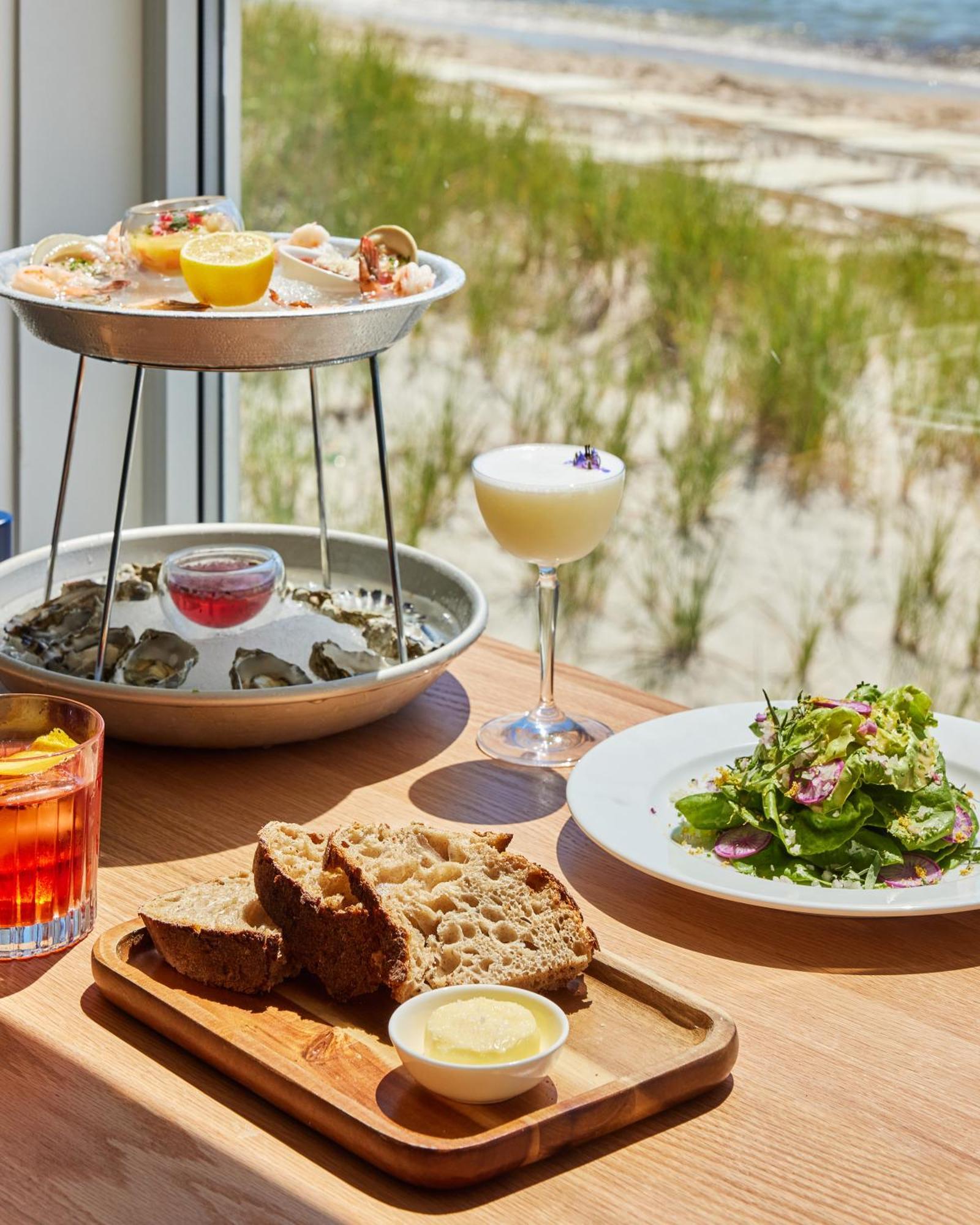 Sea Crest Beach Resort Falmouth Esterno foto