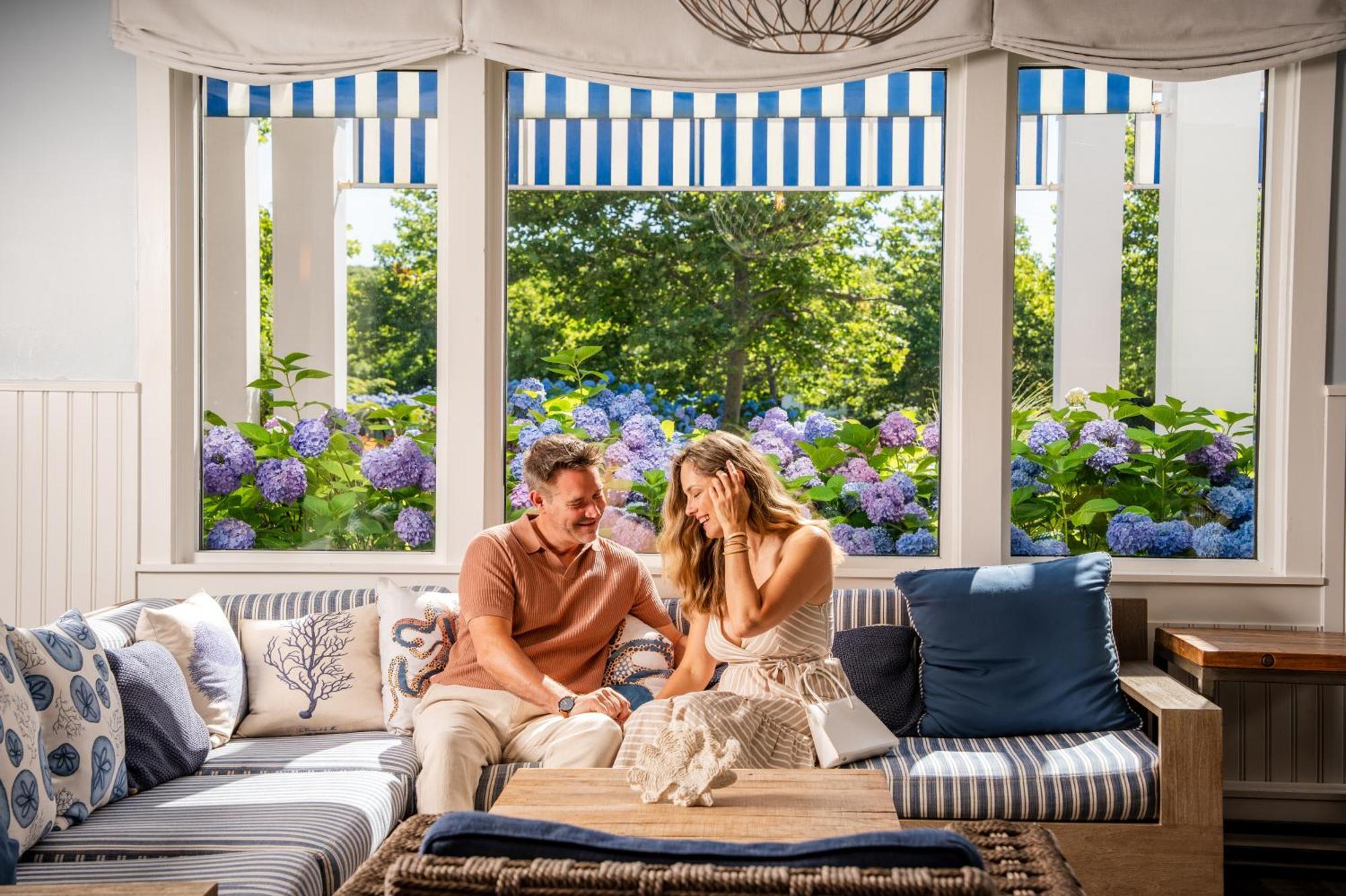 Sea Crest Beach Resort Falmouth Esterno foto