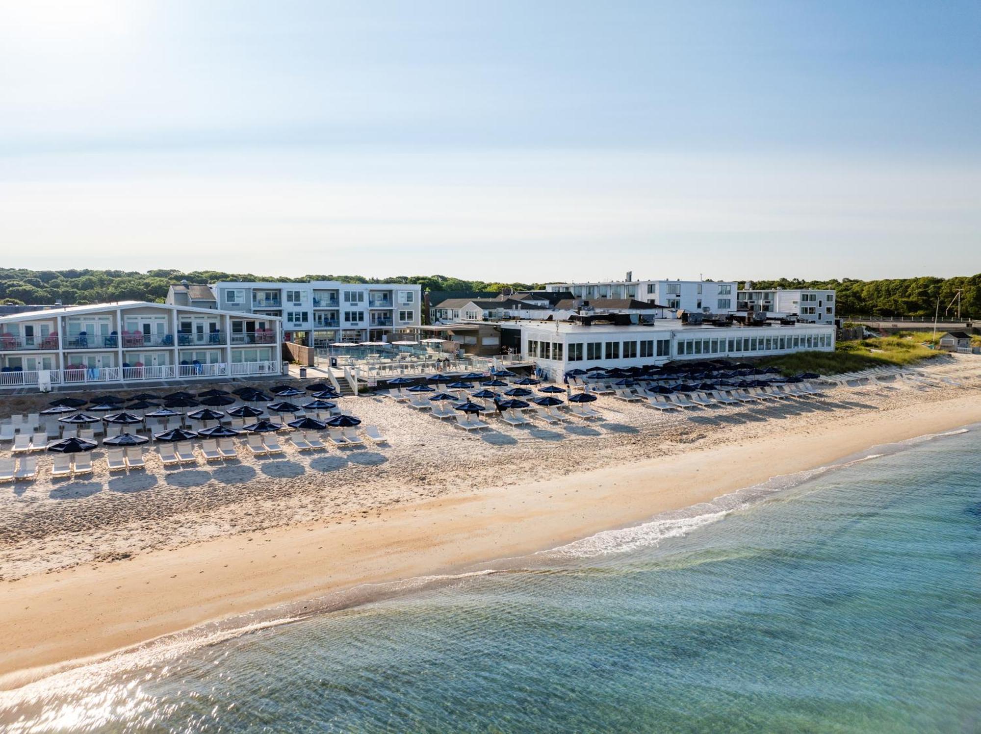 Sea Crest Beach Resort Falmouth Esterno foto